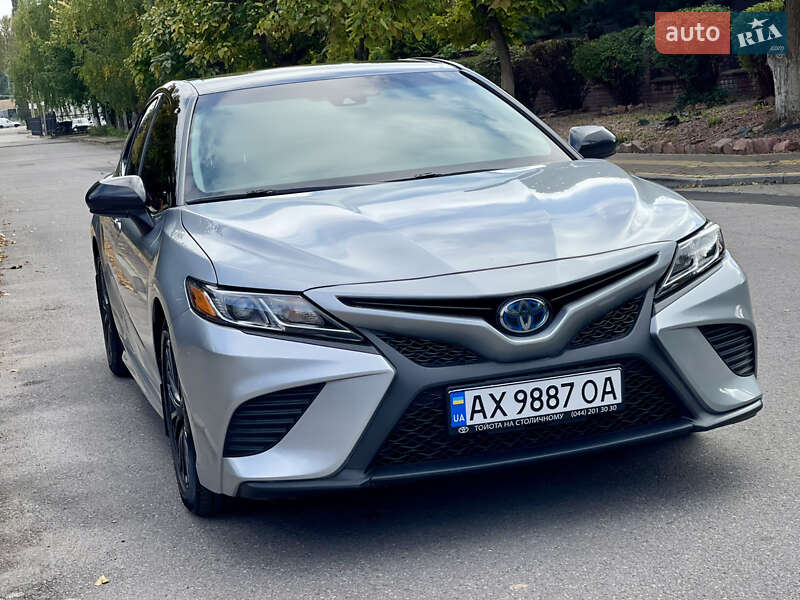 Седан Toyota Camry 2020 в Киеве фото 3 Седан Toyota Camry 2020 в Киеве