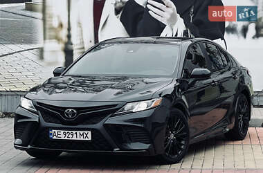 Седан Toyota Camry 2020 в Одессе