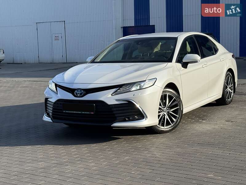 Седан Toyota Camry 2021 в Одесі