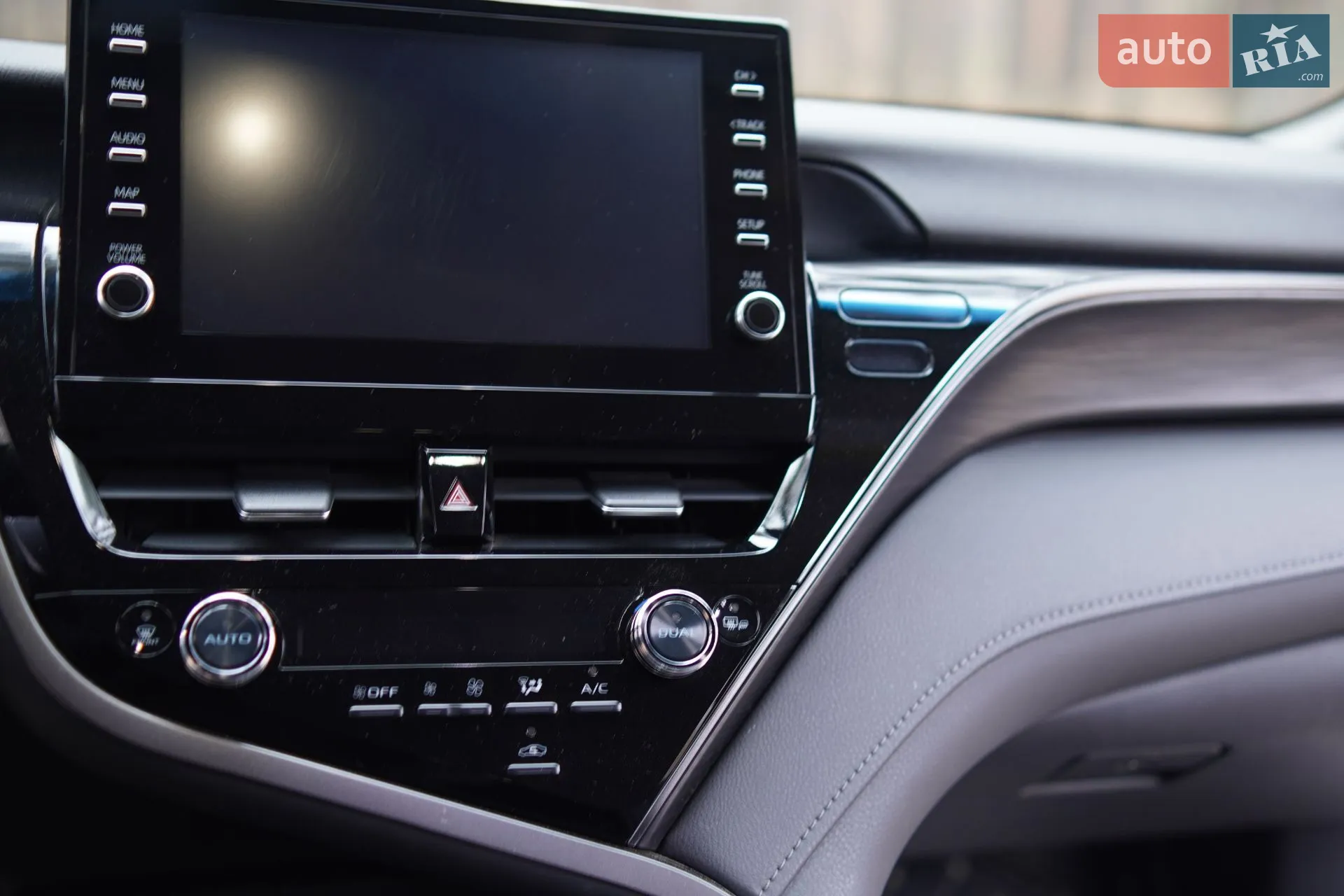 2023 Toyota Camry - мініатюра 12