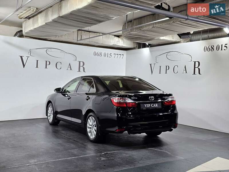 Седан Toyota Camry 2015 в Киеве фото 7 Седан Toyota Camry 2015 в Киеве