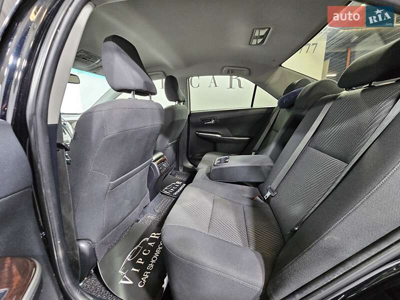 Седан Toyota Camry 2015 в Киеве фото 14 Седан Toyota Camry 2015 в Киеве