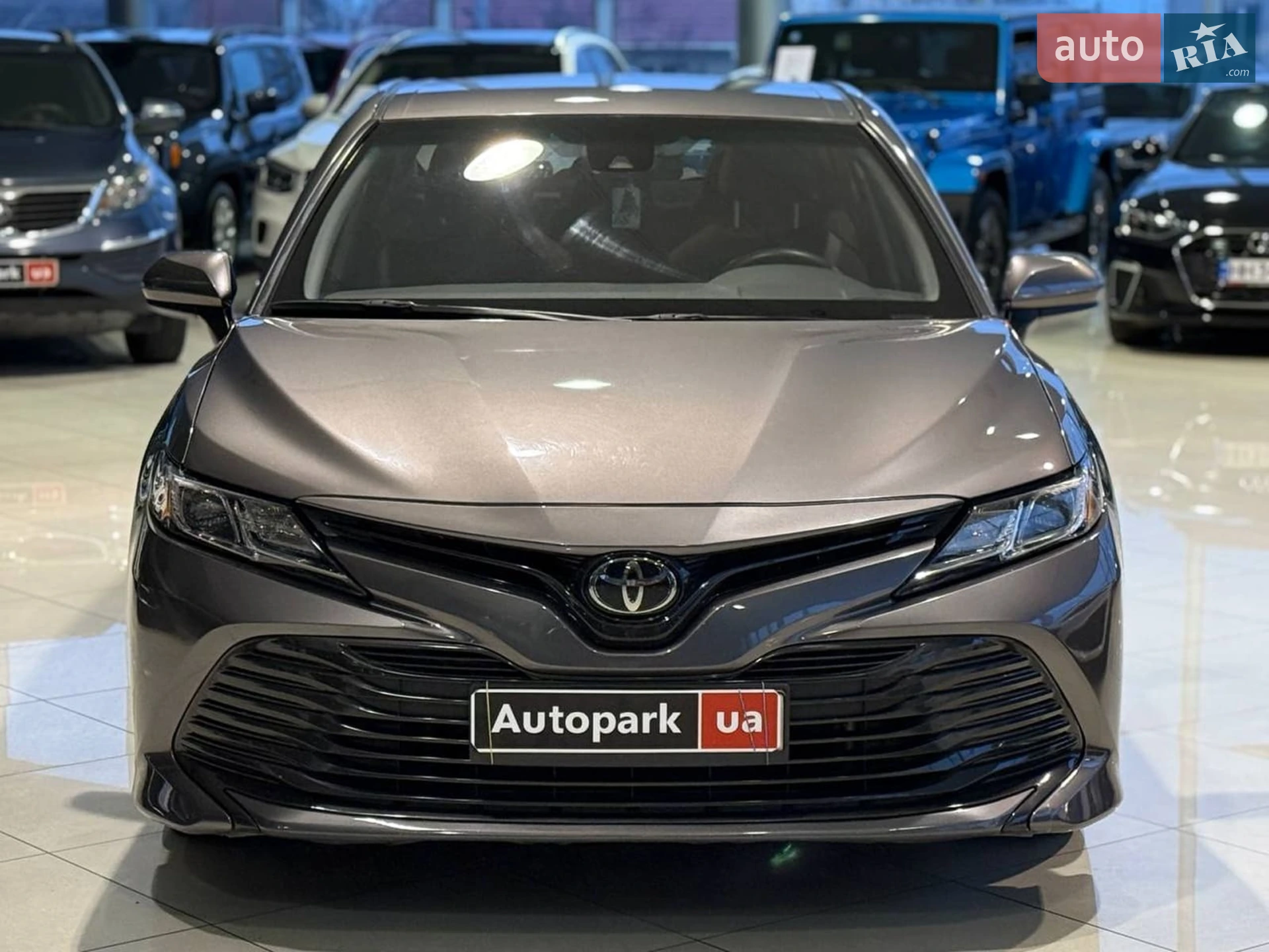 2018 Toyota Camry - мініатюра 2