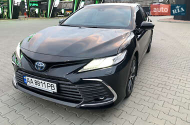 Седан Toyota Camry 2021 в Києві