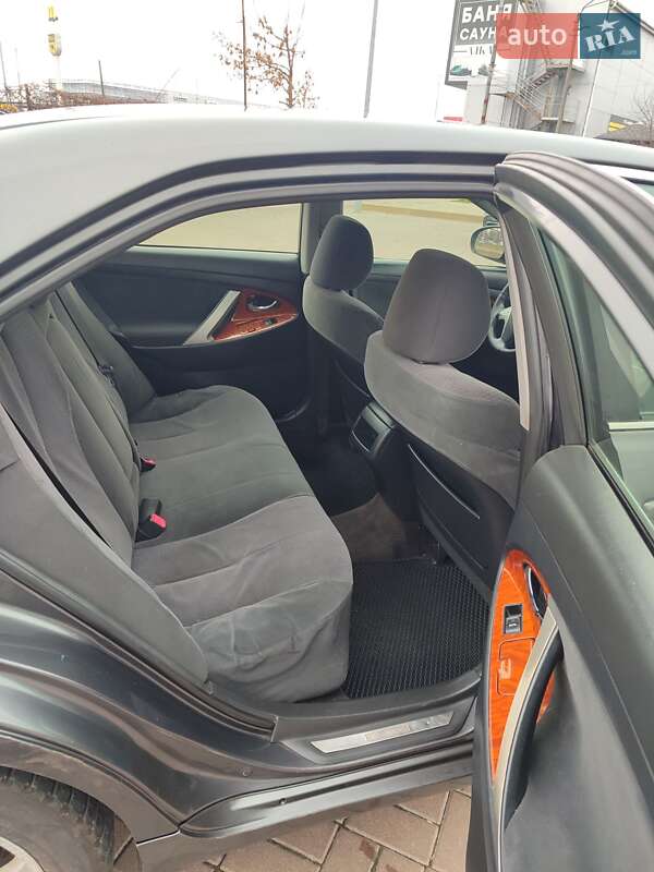 Седан Toyota Camry 2011 в Києві