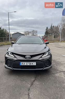 Седан Toyota Camry 2021 в Самборе