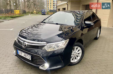Седан Toyota Camry 2015 в Вінниці