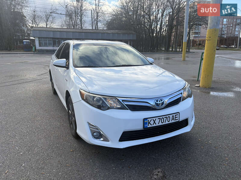 Toyota Camry 2014
