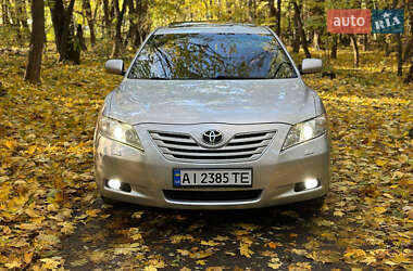 Седан Toyota Camry 2008 в Киеве