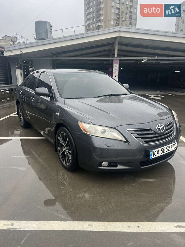 Toyota Camry 2006