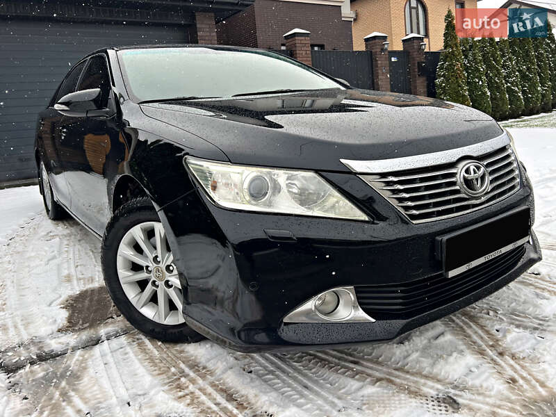 Седан Toyota Camry 2011 в Киеве фото 91 Седан Toyota Camry 2011 в Киеве