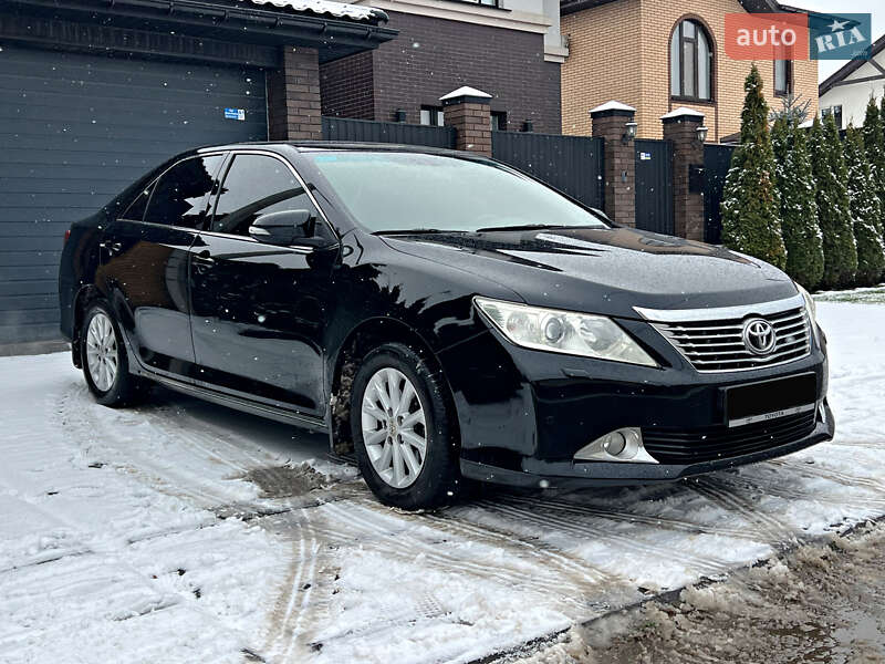Седан Toyota Camry 2011 в Киеве фото 83 Седан Toyota Camry 2011 в Киеве