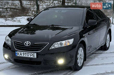 Седан Toyota Camry 2007 в Киеве