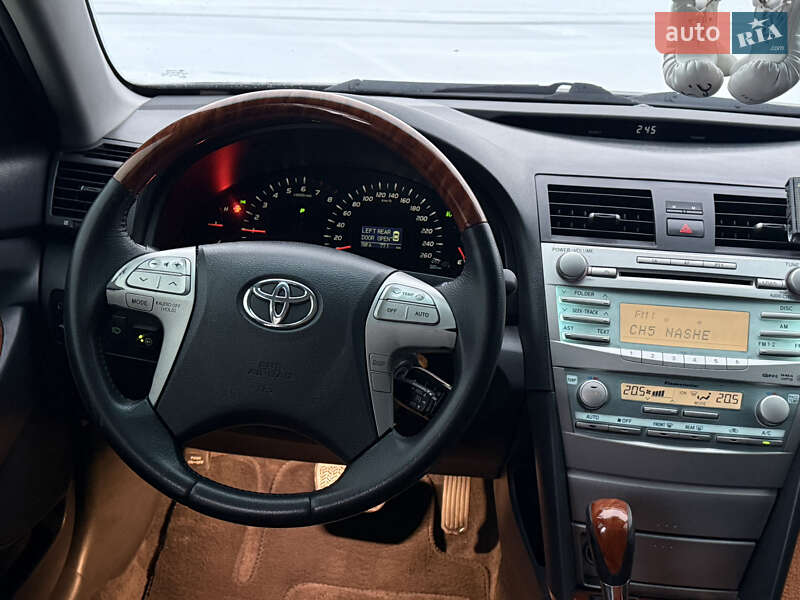 Седан Toyota Camry 2007 в Киеве фото 17 Седан Toyota Camry 2007 в Киеве