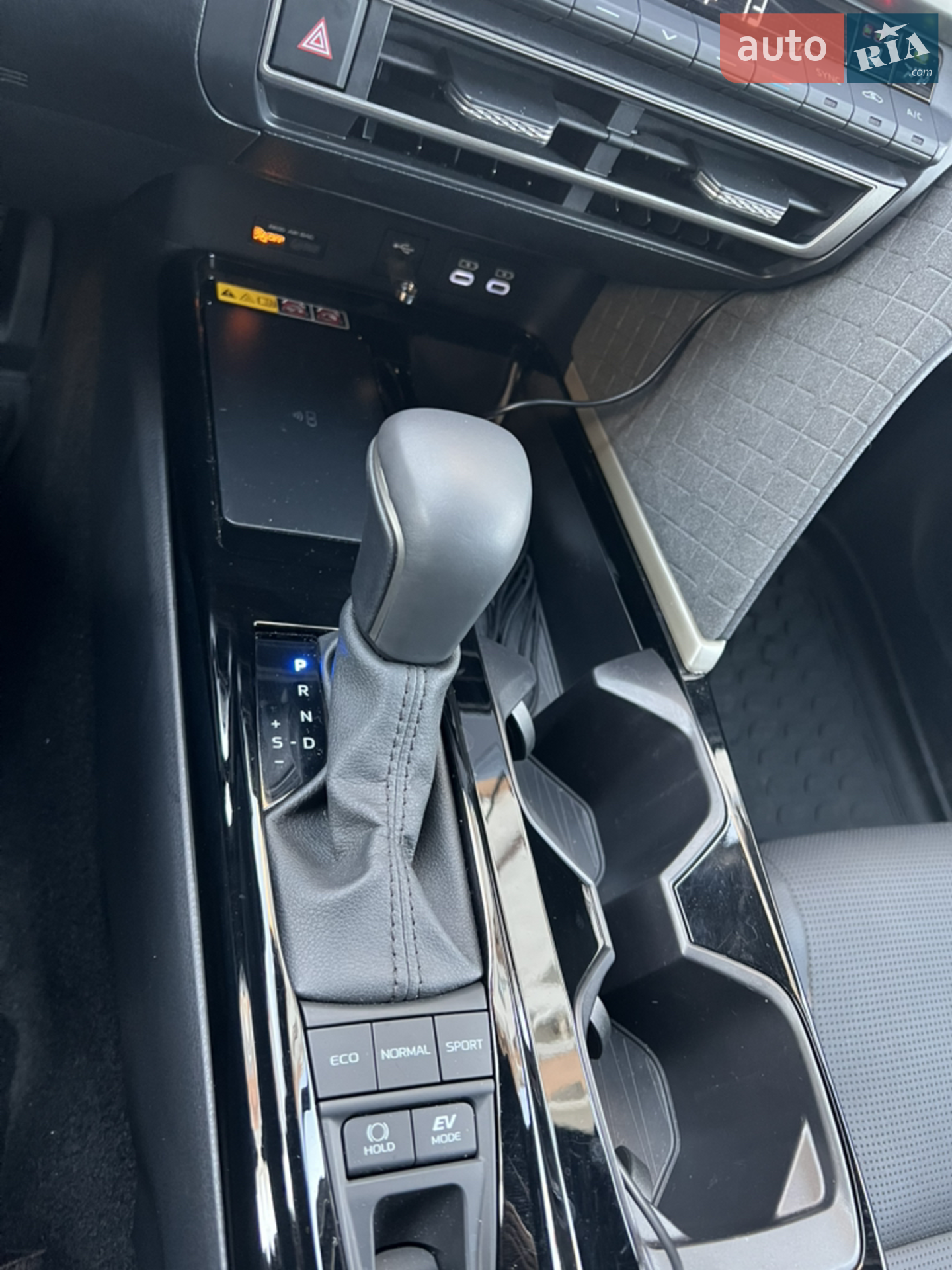 2024 Toyota Camry - мініатюра 14