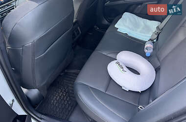 Седан Toyota Camry 2024 в Ивано-Франковске