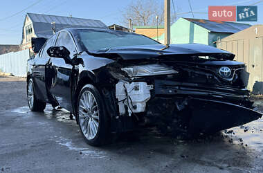 Седан Toyota Camry 2020 в Володарке