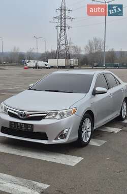 Седан Toyota Camry 2013 в Киеве