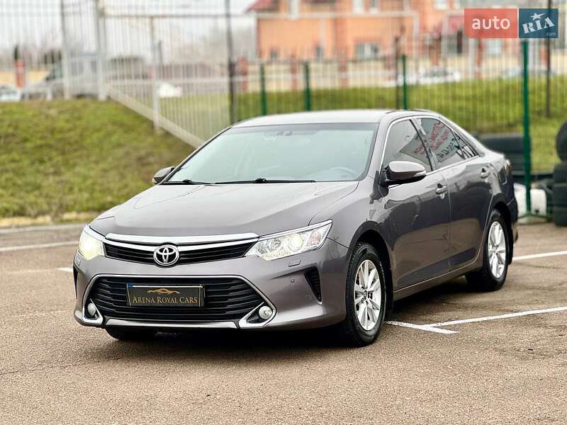 Toyota Camry 2017