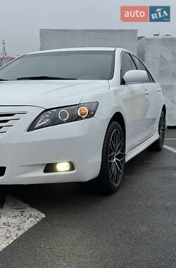 Седан Toyota Camry 2007 в Днепре