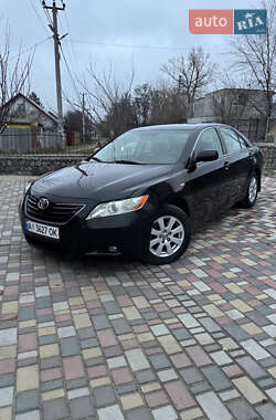 Седан Toyota Camry 2006 в Днепре
