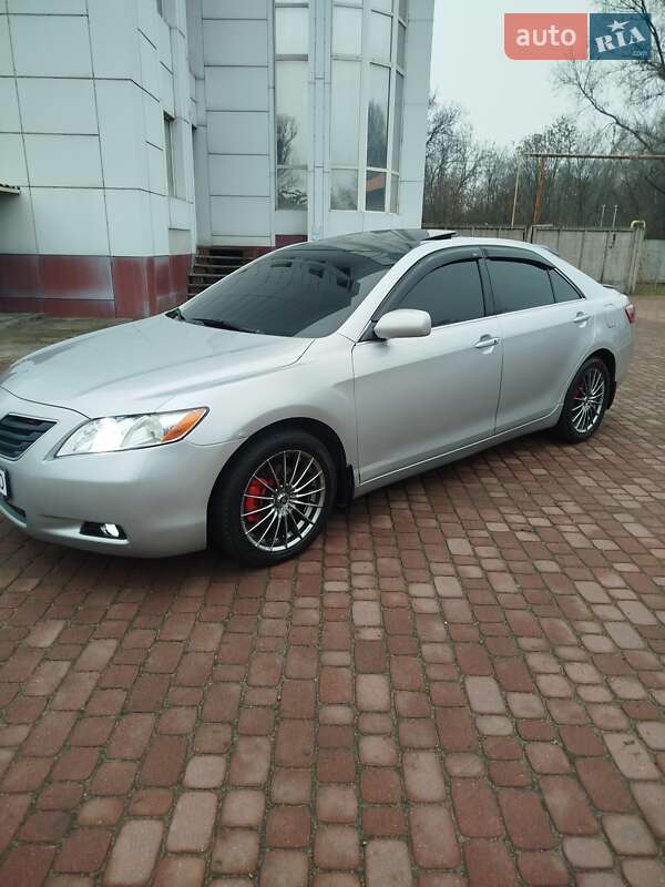 Седан Toyota Camry 2006 в Кам'янському