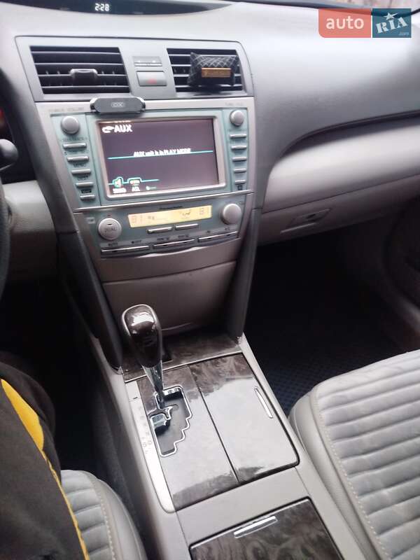 Седан Toyota Camry 2006 в Кам'янському