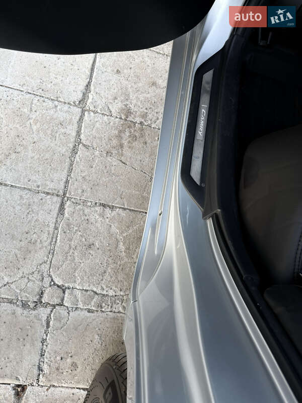 Седан Toyota Camry 2006 в Харкові