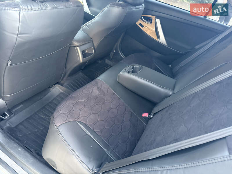 Седан Toyota Camry 2006 в Харкові