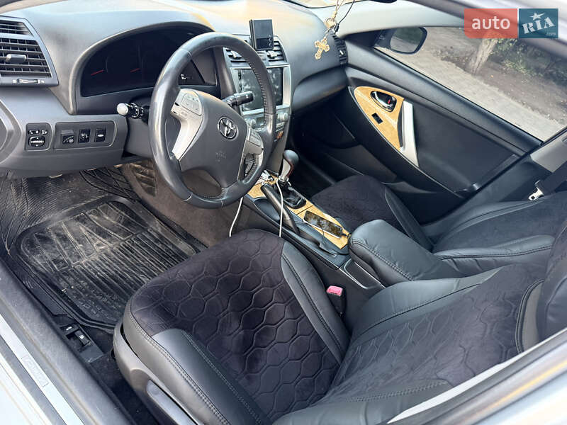 Седан Toyota Camry 2006 в Харкові