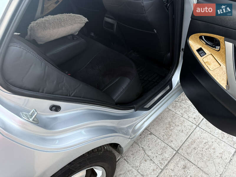 Седан Toyota Camry 2006 в Харкові