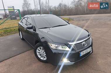 Седан Toyota Camry 2011 в Прилуках