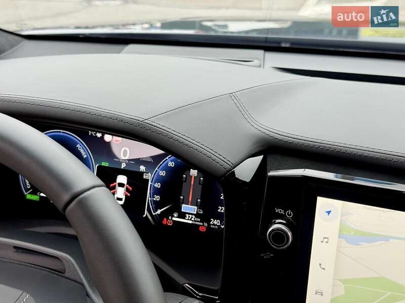 Седан Toyota Camry 2024 в Києві