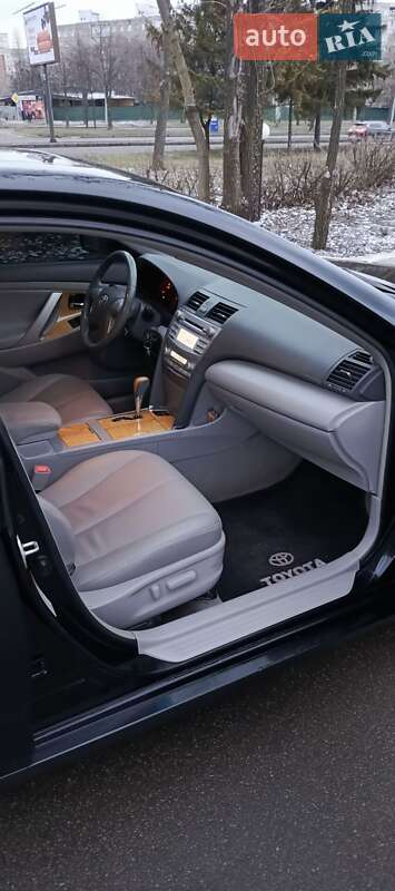Седан Toyota Camry 2007 в Харкові