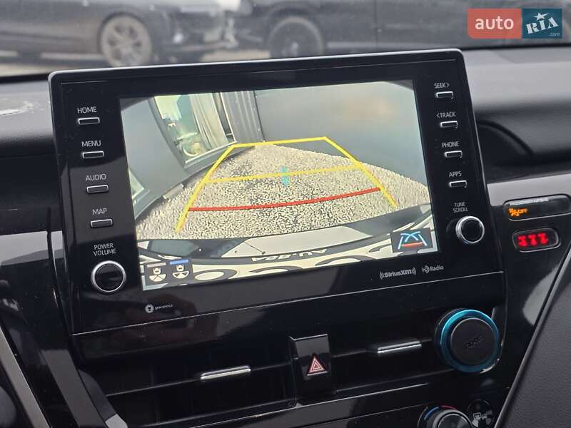 Седан Toyota Camry 2022 в Тернополі