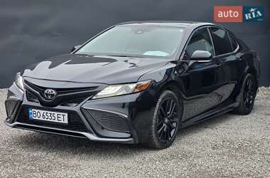 Седан Toyota Camry 2022 в Тернополі