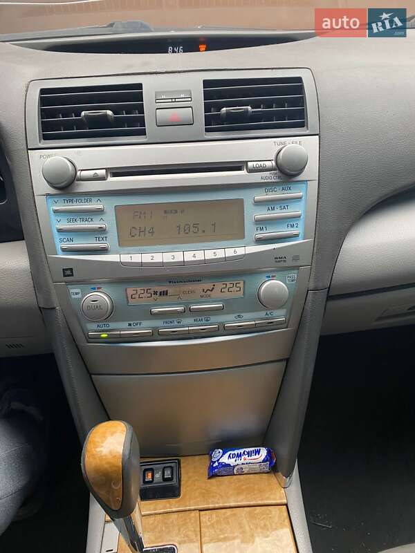 Седан Toyota Camry 2006 в Запоріжжі