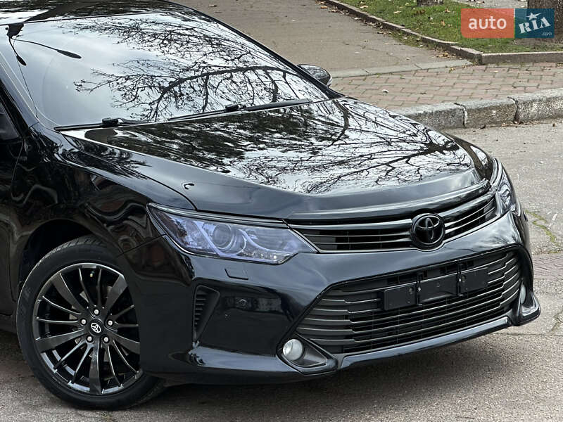 Седан Toyota Camry 2014 в Миколаєві