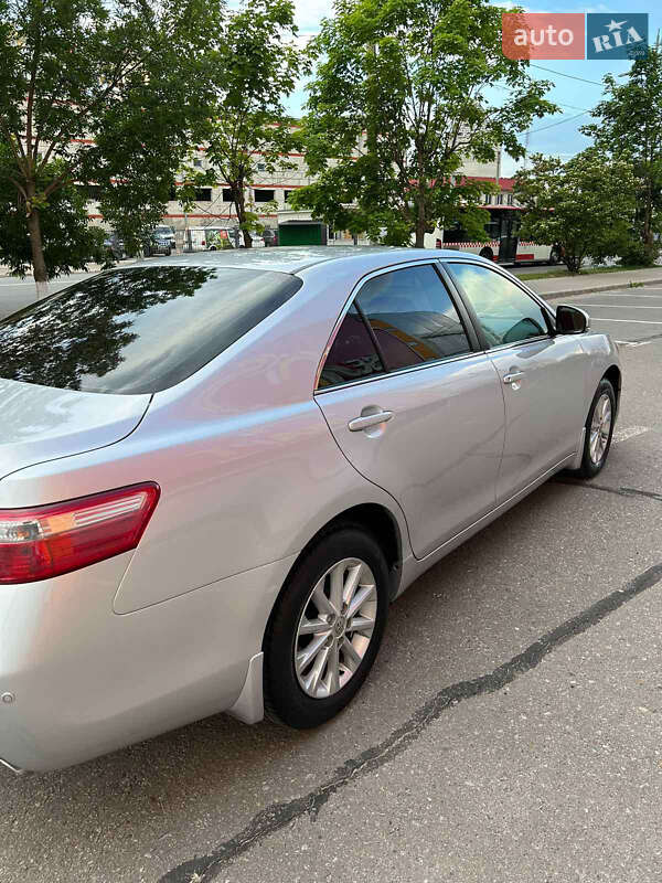 Седан Toyota Camry 2011 в Харькове