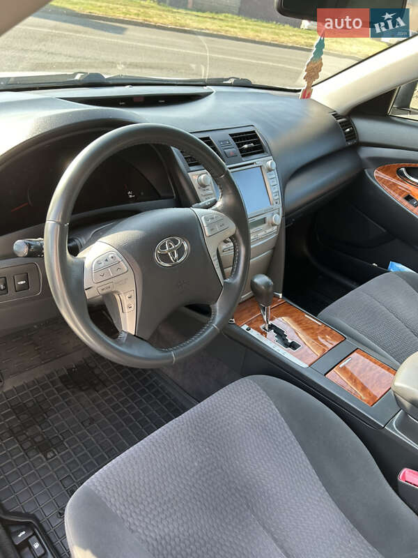 Седан Toyota Camry 2011 в Харькове