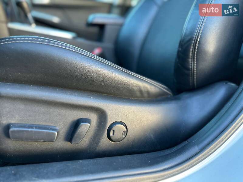 Седан Toyota Camry 2014 в Кам'янському