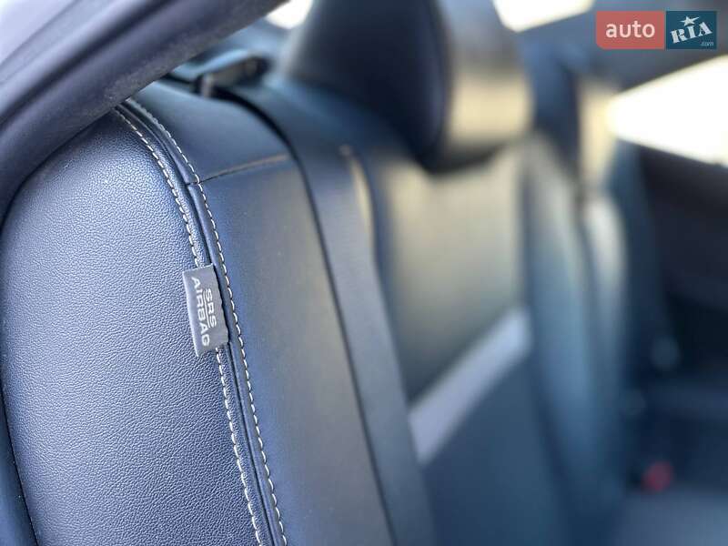 Седан Toyota Camry 2014 в Кам'янському