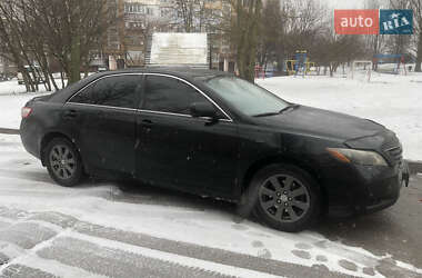 Седан Toyota Camry 2008 в Киеве