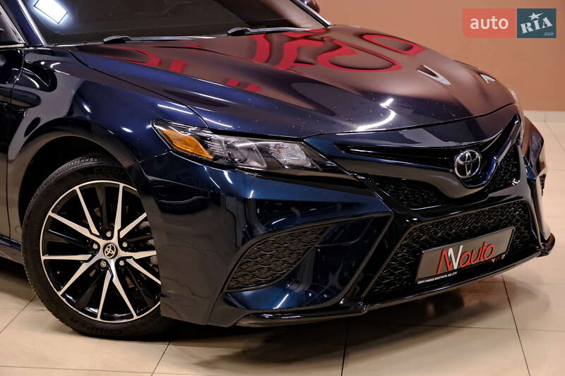 Седан Toyota Camry 2021 в Одесі