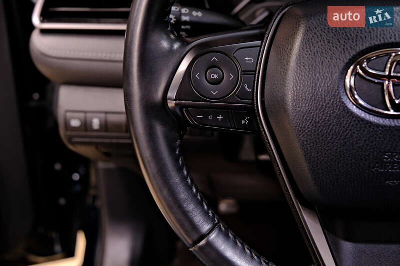 Седан Toyota Camry 2021 в Одесі