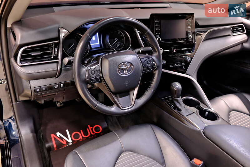 Седан Toyota Camry 2021 в Одесі