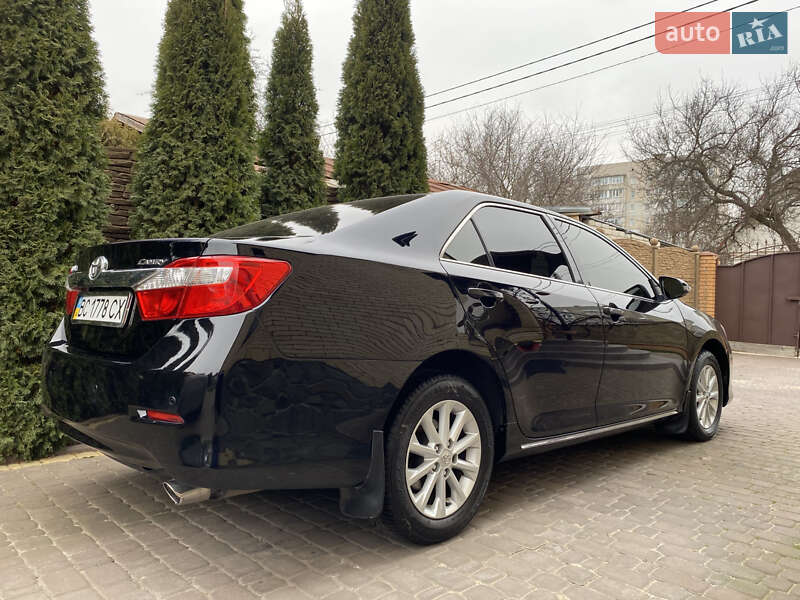 Седан Toyota Camry 2012 в Чернигове фото 12 Седан Toyota Camry 2012 в Чернигове