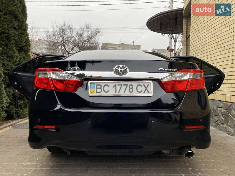 Седан Toyota Camry 2012 в Чернигове фото 29 Седан Toyota Camry 2012 в Чернигове