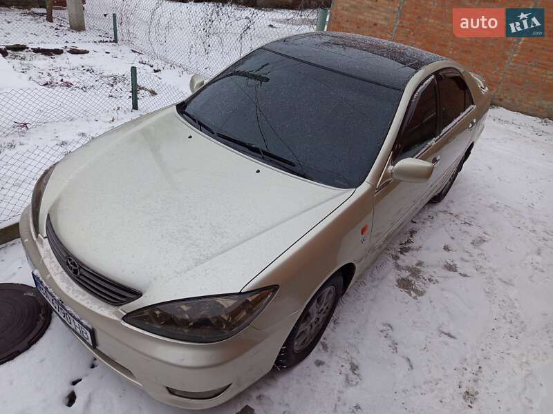 Седан Toyota Camry 2005 в Кропивницькому
