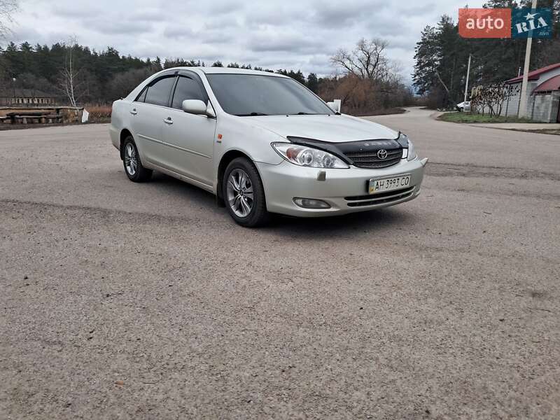Седан Toyota Camry 2003 в Новомосковську
